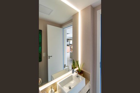 Apartamento para alugar com 240m², 3 quartos e 3 vagas Apartamento para alugar com 240m², 3 quartos e 3 vagasLavabo