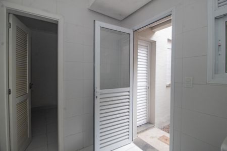 Casa à venda com 369m², 3 quartos e 2 vagasÁrea de Serviço