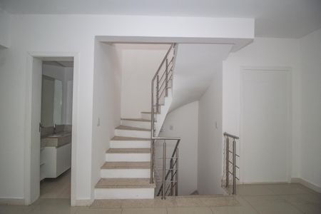 Casa à venda com 369m², 3 quartos e 2 vagasSala