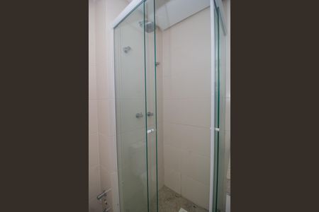 Casa à venda com 369m², 3 quartos e 2 vagasBanheiro da Suíte 2