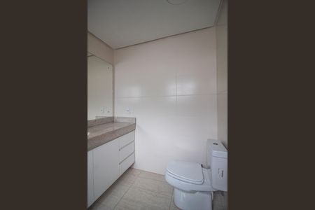 Casa à venda com 369m², 3 quartos e 2 vagasBanheiro da Suíte 3