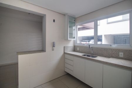 Casa à venda com 369m², 3 quartos e 2 vagasCozinha