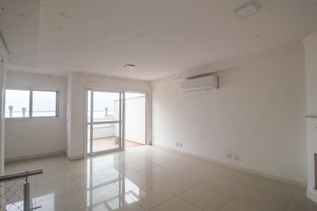Casa à venda com 369m², 3 quartos e 2 vagasCobertura 