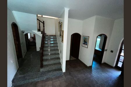 Casa à venda com 55m², 5 quartos e 3 vagas