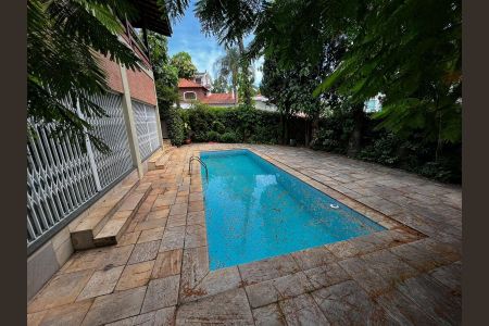 Casa à venda com 55m², 5 quartos e 3 vagas