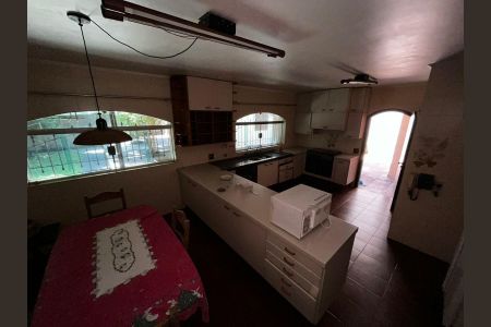Casa à venda com 55m², 5 quartos e 3 vagas