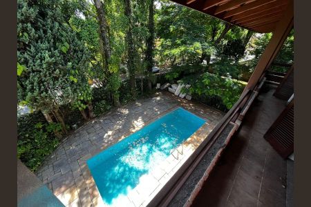 Casa à venda com 55m², 5 quartos e 3 vagas