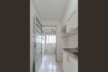 Apartamento à venda com 64m², 3 quartos e 1 vaga Apartamento à venda com 64m², 3 quartos e 1 vagaCozinha - Armários