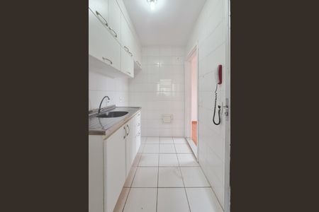 Apartamento à venda com 64m², 3 quartos e 1 vaga Apartamento à venda com 64m², 3 quartos e 1 vagaCozinha - Armários