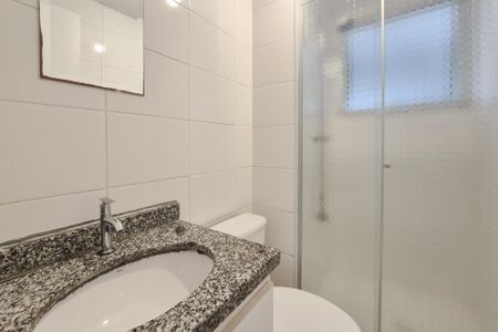 Apartamento à venda com 64m², 3 quartos e 1 vaga Apartamento à venda com 64m², 3 quartos e 1 vagaBanheiro Social
