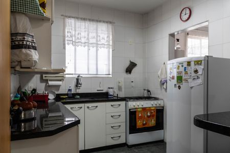 Apartamento à venda com 164m², 3 quartos e 2 vagas Apartamento à venda com 164m², 3 quartos e 2 vagasCozinha