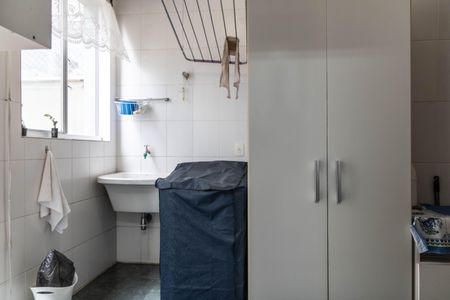 Apartamento à venda com 164m², 3 quartos e 2 vagas Apartamento à venda com 164m², 3 quartos e 2 vagasÁrea de Serviço