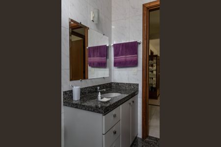 Apartamento à venda com 164m², 3 quartos e 2 vagas Apartamento à venda com 164m², 3 quartos e 2 vagasBanheiro Social
