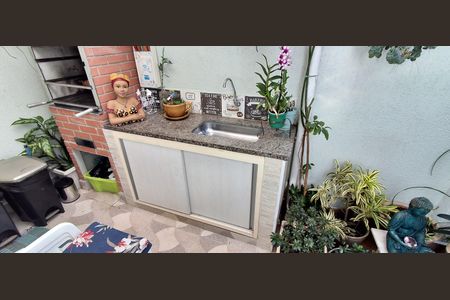 Casa à venda com 150m², 3 quartos e 2 vagas Casa à venda com 150m², 3 quartos e 2 vagasArea comum