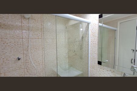 Casa à venda com 150m², 3 quartos e 2 vagas Casa à venda com 150m², 3 quartos e 2 vagasBanheiro/Suite