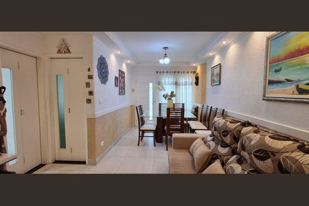 Casa à venda com 150m², 3 quartos e 2 vagas Casa à venda com 150m², 3 quartos e 2 vagasSala