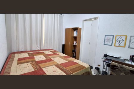 Casa à venda com 150m², 3 quartos e 2 vagas Casa à venda com 150m², 3 quartos e 2 vagasSuite