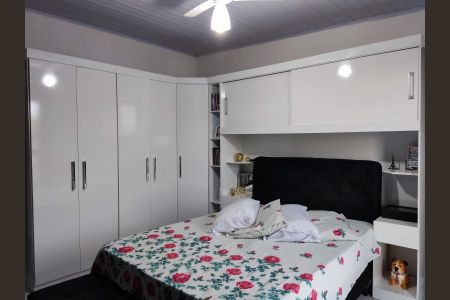 Casa à venda com 220m², 4 quartos e 3 vagas