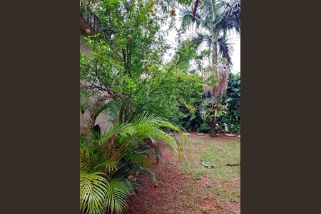 Casa à venda com 220m², 4 quartos e 3 vagas