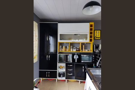 Casa à venda com 220m², 4 quartos e 3 vagas