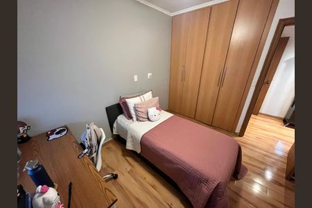 Apartamento à venda com 189m², 4 quartos e 4 vagasQuarto 2