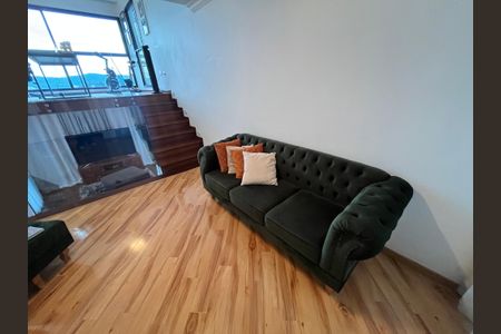 Apartamento à venda com 189m², 4 quartos e 4 vagasSala