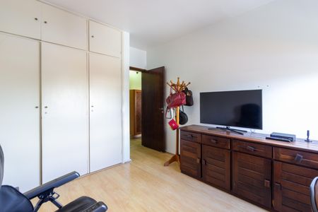 Apartamento à venda com 100m², 2 quartos e 1 vaga Apartamento à venda com 100m², 2 quartos e 1 vagaQuarto 2