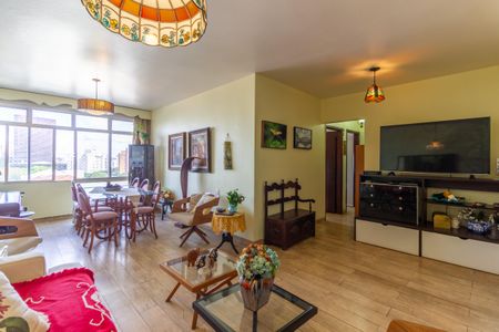 Apartamento à venda com 100m², 2 quartos e 1 vaga Apartamento à venda com 100m², 2 quartos e 1 vagaSala