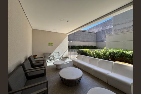 Studio para alugar com 27m², 1 quarto e sem vaga Studio para alugar com 27m², 1 quarto e sem vagaPiscina