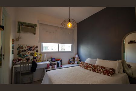 Apartamento à venda com 132m², 4 quartos e 2 vagasSuíte 2