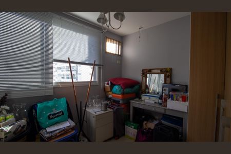 Apartamento à venda com 132m², 4 quartos e 2 vagasQuarto 2