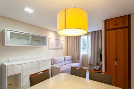 Apartamento para alugar com 58m², 2 quartos e 1 vaga Apartamento para alugar com 58m², 2 quartos e 1 vagaSala