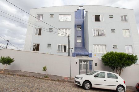 Apartamento para alugar com 58m², 2 quartos e 1 vaga Apartamento para alugar com 58m², 2 quartos e 1 vagaFachada