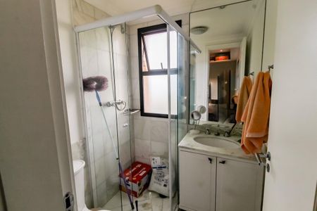 Apartamento à venda com 95m², 2 quartos e 3 vagasBanheiro da Suíte 2