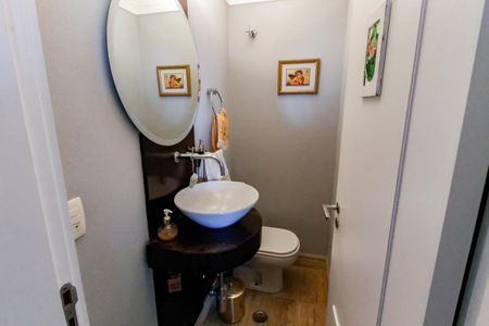 Apartamento à venda com 95m², 2 quartos e 3 vagasLavabo