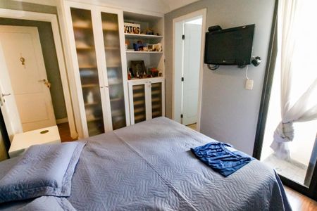 Apartamento à venda com 95m², 2 quartos e 3 vagasSuíte 1