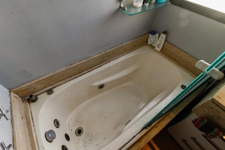 Apartamento à venda com 95m², 2 quartos e 3 vagasBanheiro da Suíte 1 - banheira