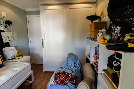 Apartamento à venda com 95m², 2 quartos e 3 vagasSuíte 2 - armários