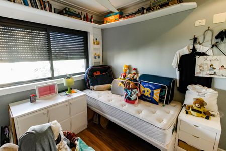 Apartamento à venda com 95m², 2 quartos e 3 vagasSuíte 2