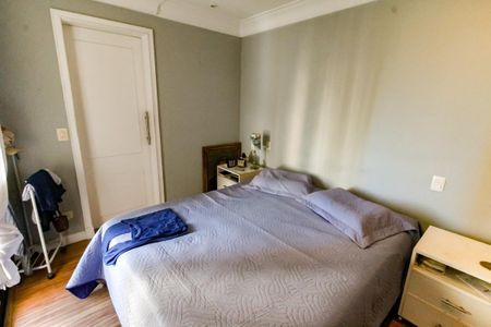 Apartamento à venda com 95m², 2 quartos e 3 vagasSuíte 1