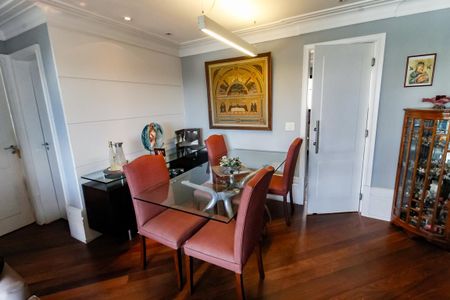 Apartamento à venda com 95m², 2 quartos e 3 vagasDetalhe - Sala 1