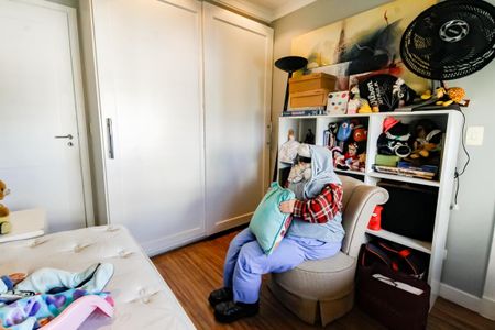 Apartamento à venda com 95m², 2 quartos e 3 vagasSuíte 2