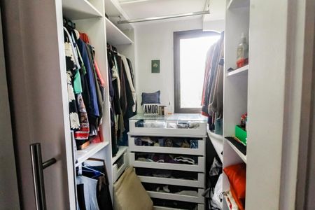 Apartamento à venda com 95m², 2 quartos e 3 vagasCloset da suíte 1