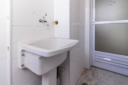 Apartamento à venda com 41m², 1 quarto e 1 vaga Apartamento à venda com 41m², 1 quarto e 1 vagaÁrea de Serviço