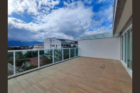 Apartamento para alugar com 278m², 4 quartos e 3 vagas Apartamento para alugar com 278m², 4 quartos e 3 vagasVaranda