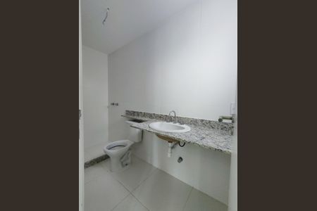 Apartamento para alugar com 278m², 4 quartos e 3 vagas Apartamento para alugar com 278m², 4 quartos e 3 vagasBanheiro da Suíte 1