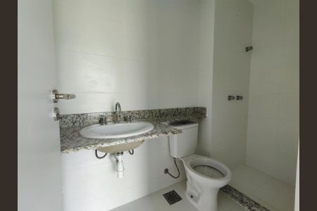 Apartamento para alugar com 278m², 4 quartos e 3 vagas Apartamento para alugar com 278m², 4 quartos e 3 vagasBanheiro da Suíte 2