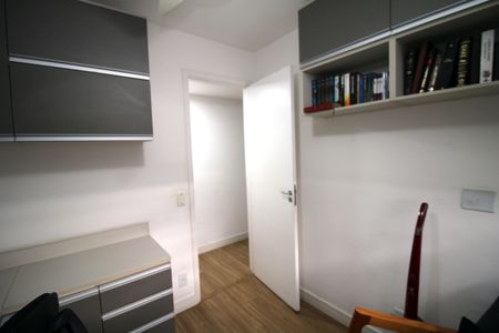 Apartamento à venda com 175m², 3 quartos e 2 vagasEscritório