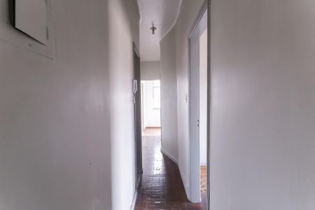 Apartamento à venda com 76m², 2 quartos e sem vagaCorredor