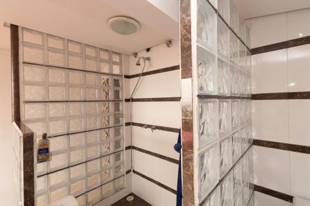 Apartamento à venda com 182m², 4 quartos e 1 vaga Apartamento à venda com 182m², 4 quartos e 1 vagaBanheiro da Suíte 2